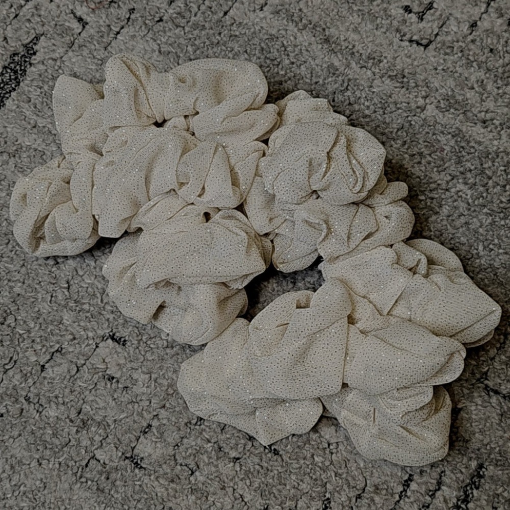 Scrunchie - Picture 2 of 2